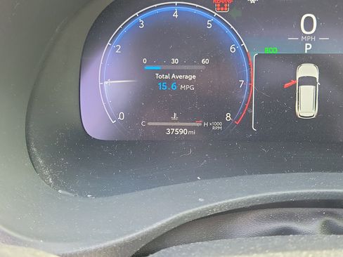 Used 2023 Toyota Highlander L image 25