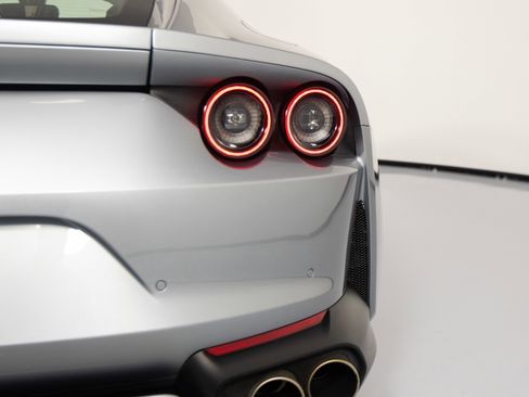 Certified 2018 Ferrari 812 Superfast RWD image 13