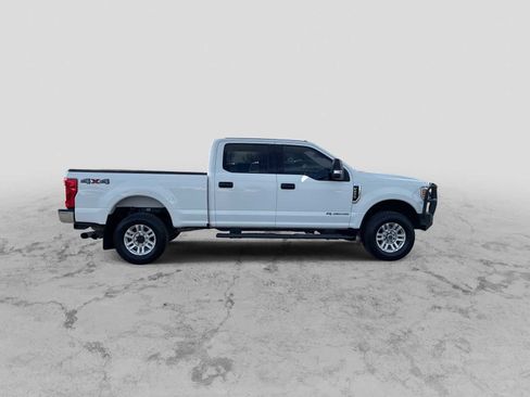 Used 2018 Ford F250 XLT image 9
