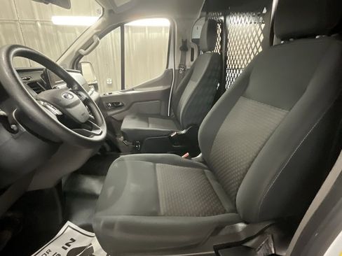 Used 2024 Ford Transit 250 Low Roof w/ Exterior Upgrade Package image 10