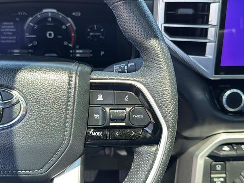 Used 2024 Toyota Tundra Platinum AWD/4WD image 21