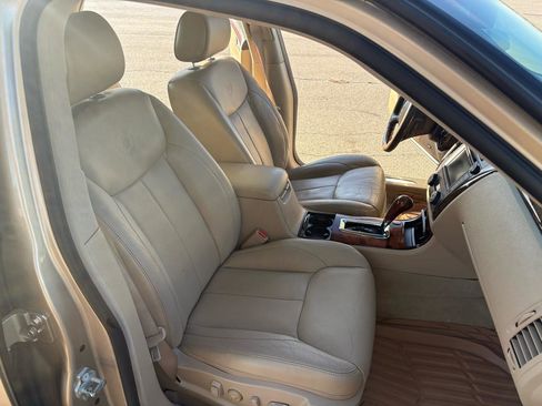 Used 2006 Cadillac DTS Performance image 30