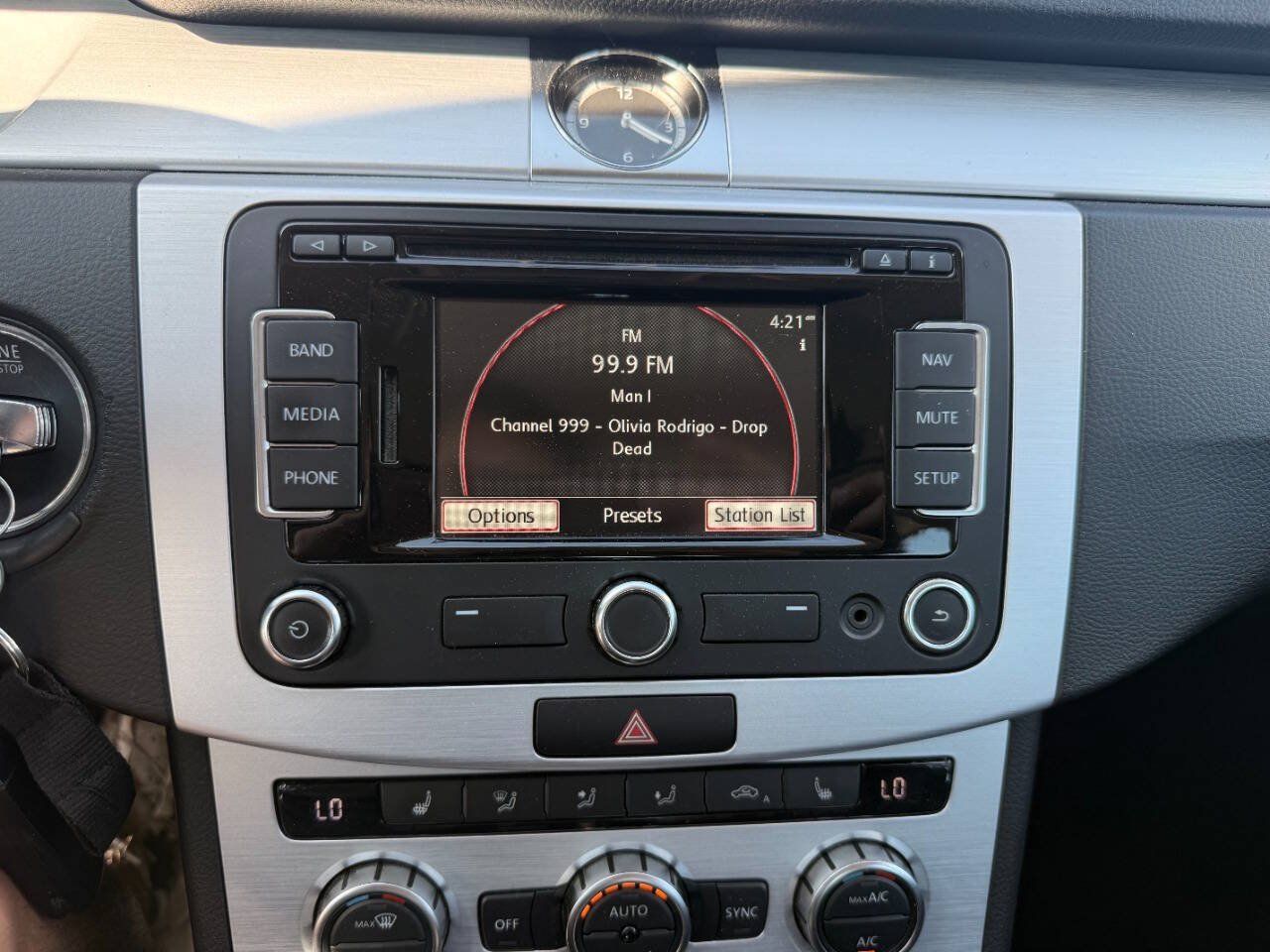 Used 2015 Volkswagen CC Sport FWD image 46