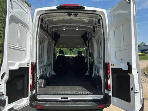 Used 2024 Ford Transit 250 148 High Roof RWD image 46