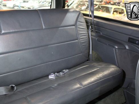 Used 1992 Ford Bronco XLT image 21