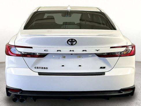 Used 2025 Toyota Camry SE w/ Multimedia Upgrade Package FWD image 6
