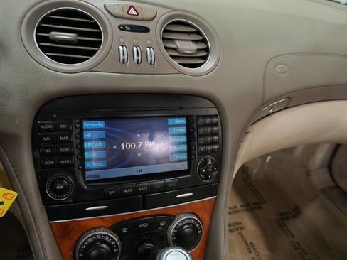 Used 2008 Mercedes-Benz SL 550 image 20