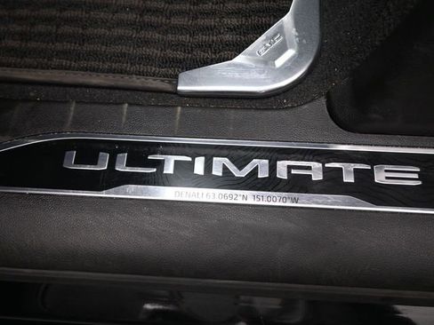 Used 2025 GMC Sierra 2500 Denali Ultimate AWD/4WD image 25