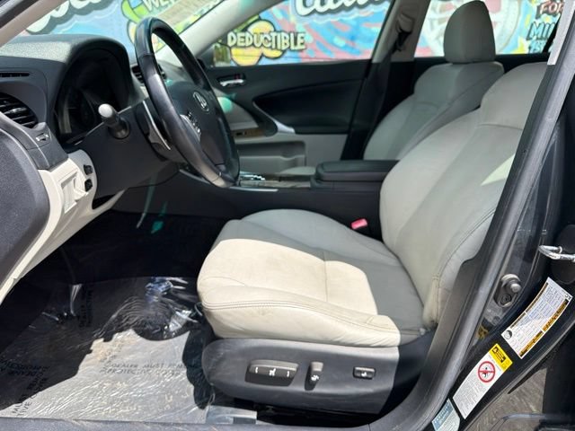 Used 2009 Lexus IS 250 AWD w/ Premium Pkg image 14