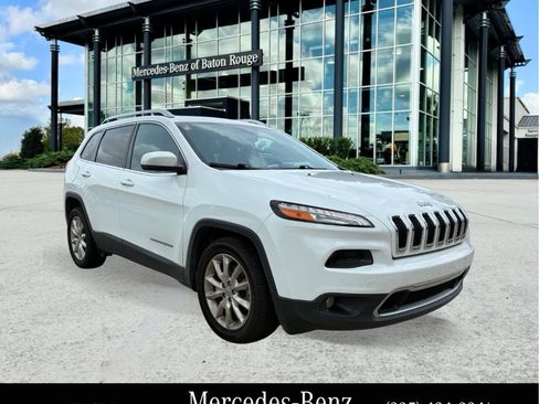 Used 2017 Jeep Cherokee Limited w/ Luxury Group FWD image 1