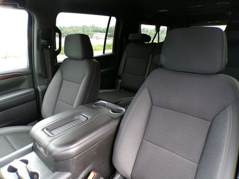 Used 2022 GMC Yukon XL SLE AWD/4WD image 11
