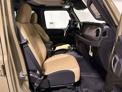 New 2026 Jeep Gladiator Willys image 20