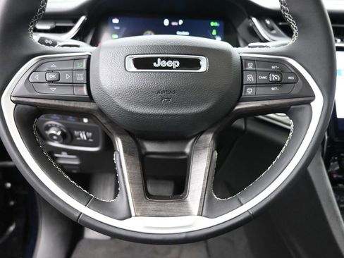 Used 2023 Jeep Grand Cherokee 4WD 4xe w/ Luxury Tech Group II image 15