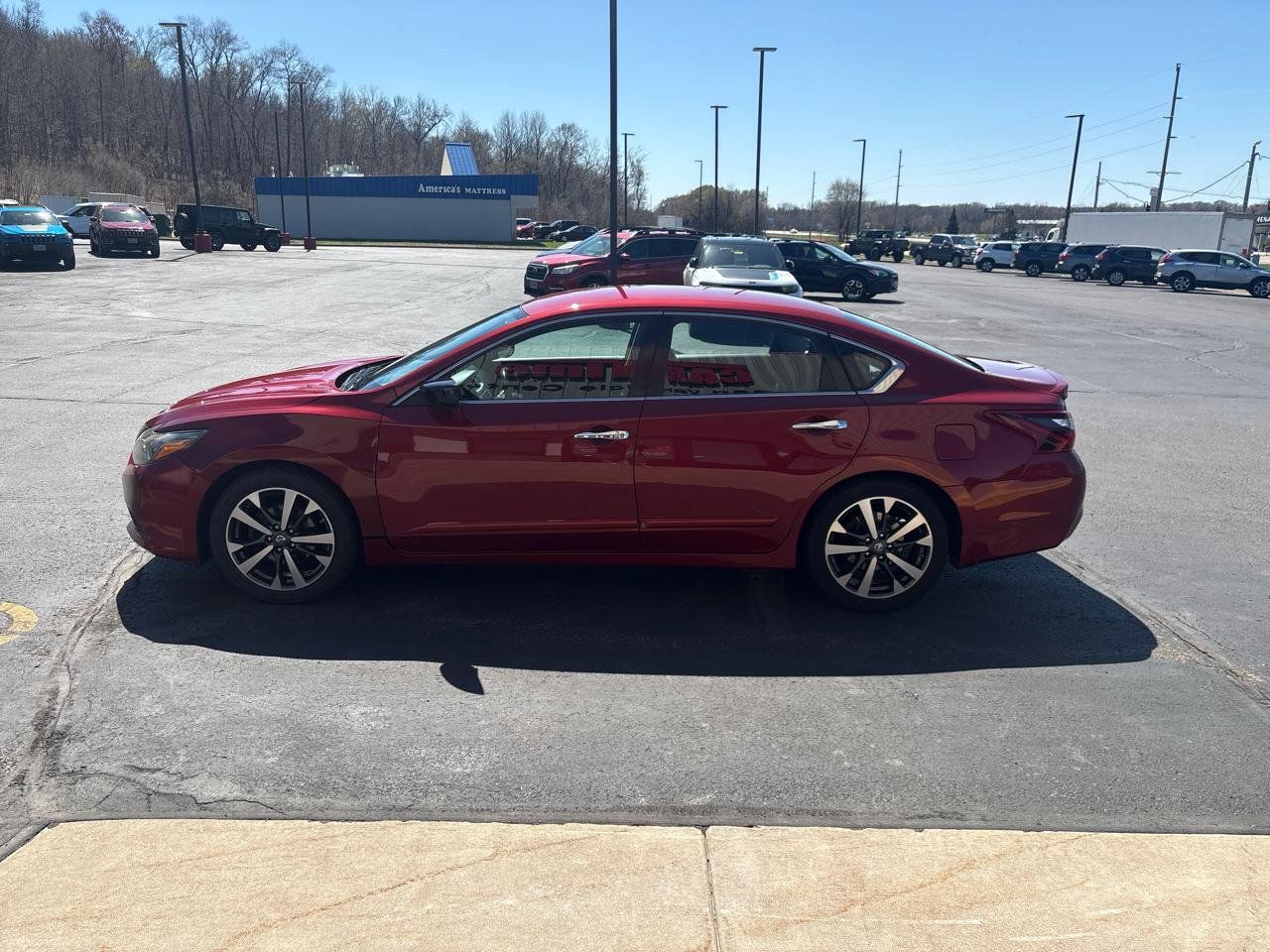 Used 2017 Nissan Altima 2.5 SR FWD image 5