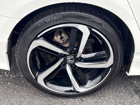 Used 2021 Honda Accord Sport image 10