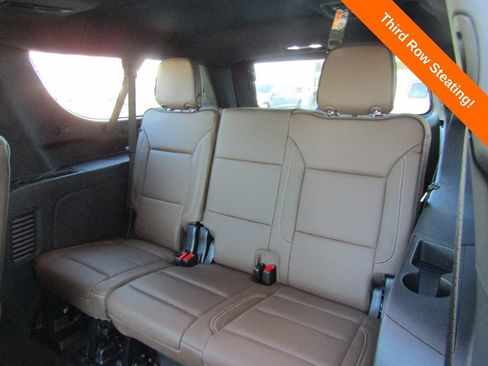 New 2026 Chevrolet Suburban High Country AWD/4WD image 28
