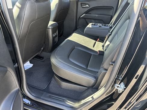 Used 2022 Chevrolet Colorado ZR2 image 24