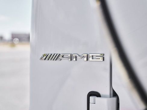 Used 2025 Mercedes-Benz G 63 AMG 4MATIC image 14