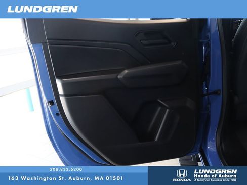 Used 2025 Chevrolet Colorado Trail Boss AWD/4WD image 13