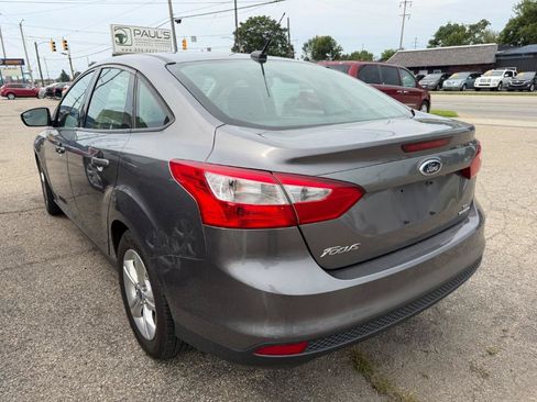 Used 2013 Ford Focus SE w/ SE Winter Pkg FWD image 7
