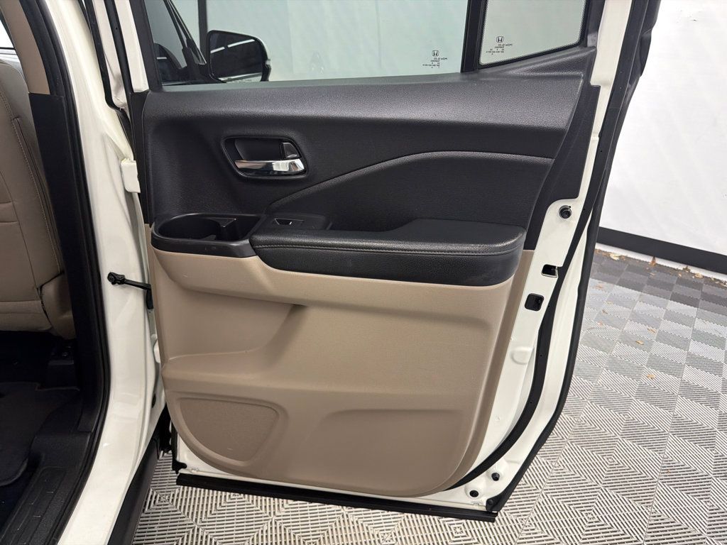 Used 2017 Honda Ridgeline RTL-T image 17