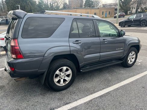 Used 2005 Toyota 4Runner Limited image 4