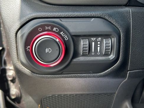 Used 2021 Jeep Wrangler Unlimited Sport image 23