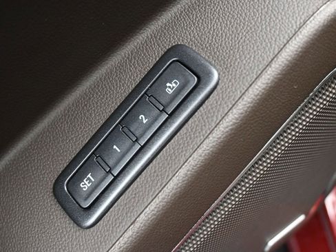 Used 2018 GMC Yukon Denali w/ Open Road Package image 21