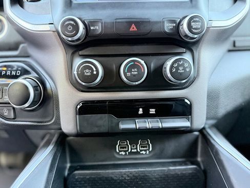 Used 2022 RAM 1500 Big Horn AWD/4WD image 24