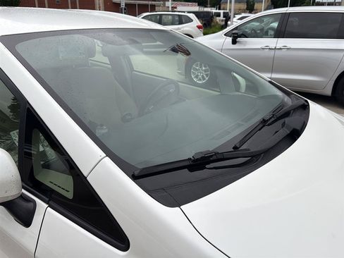 Used 2012 Toyota Prius Two FWD image 4