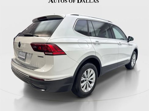 Used 2023 Volkswagen Tiguan SE AWD/4WD image 6