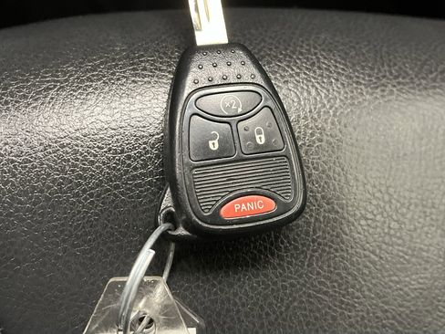 Used 2017 Jeep Wrangler Unlimited Sahara w/ Connectivity Group image 22