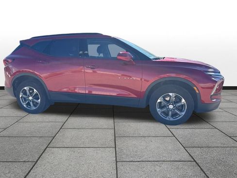 Used 2024 Chevrolet Blazer LT w/ Convenience Package image 4