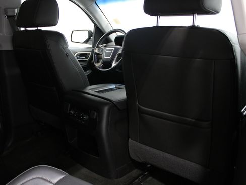 Used 2018 GMC Yukon XL Denali w/ Open Road Package AWD/4WD image 27