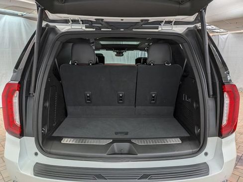 Used 2023 GMC Yukon Denali Ultimate AWD/4WD image 27