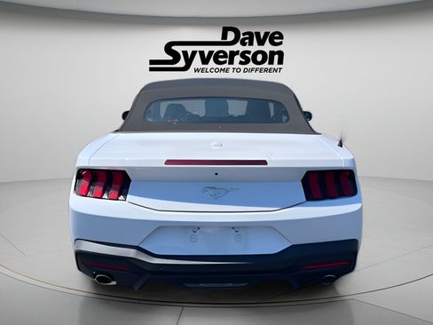 Used 2026 Ford Mustang Premium RWD image 5