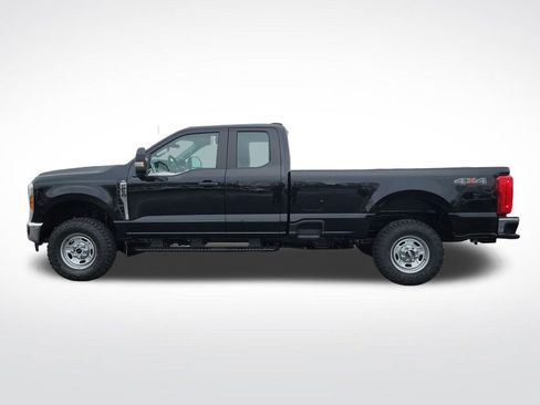New 2026 Ford F250 XL w/ XL Off-Road Package image 8