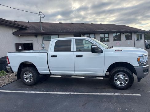 Used 2023 RAM 2500 Tradesman AWD/4WD image 2