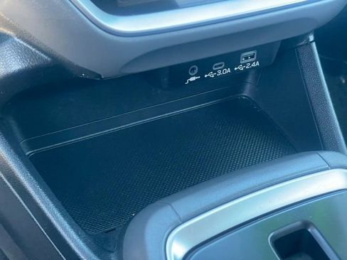 Used 2024 Subaru Crosstrek 2.0i Premium image 20