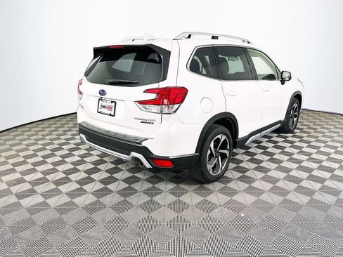 Used 2023 Subaru Forester Touring image 10