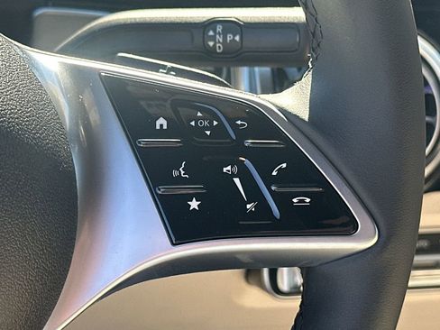 New 2026 Mercedes-Benz GLB 250 image 27