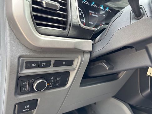 Used 2022 Ford F150 XL w/ Trailer Tow Package image 13