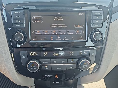 Used 2022 Nissan Rogue Sport SL image 21