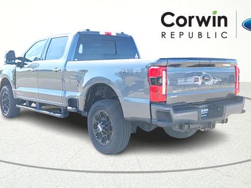 New 2026 Ford F250 Lariat w/ Black Appearance Package AWD/4WD image 6