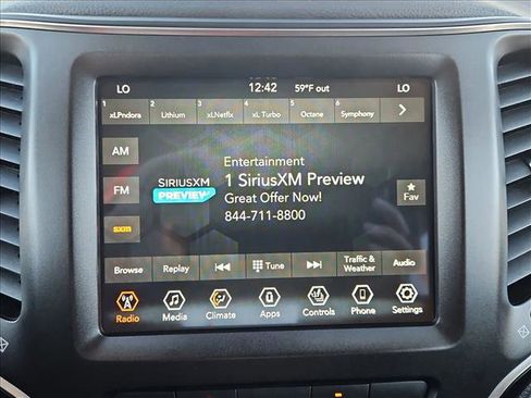 Used 2021 Jeep Cherokee Trailhawk w/ Trailer Tow Group image 13