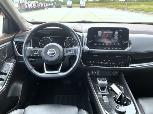 Used 2023 Nissan Rogue SL w/ SL Premium Package AWD/4WD image 12