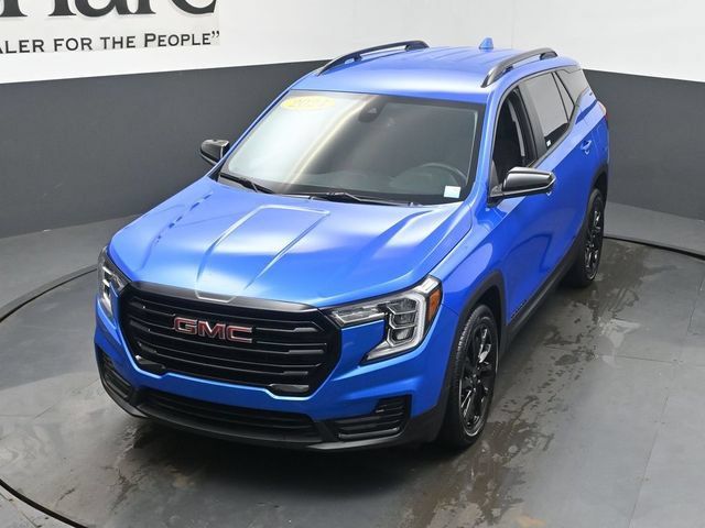 Used 2024 GMC Terrain SLE w/ Driver Convenience Package FWD image 51