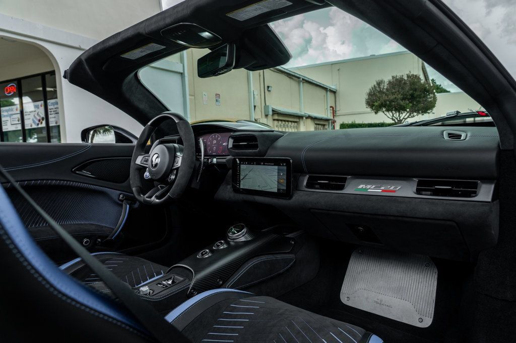 Used 2023 Maserati MC20 Spyder RWD image 26