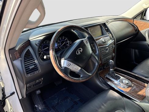 Used 2016 INFINITI QX80 Luxe w/ 22" Wheel Package image 9