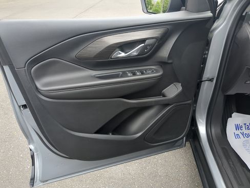 Certified 2023 GMC Terrain SLE w/ Driver Convenience Package FWD image 21